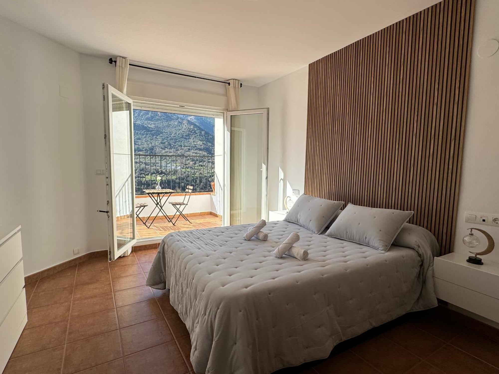 Casa A La Vera De La Sierra เกวคาร์-เซียร์รา ภายนอก รูปภาพ